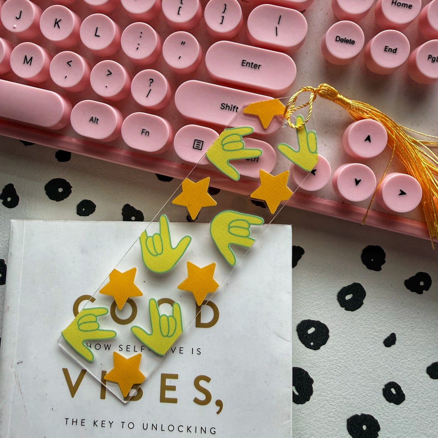 Star Pop ILY Acrylic Bookmark