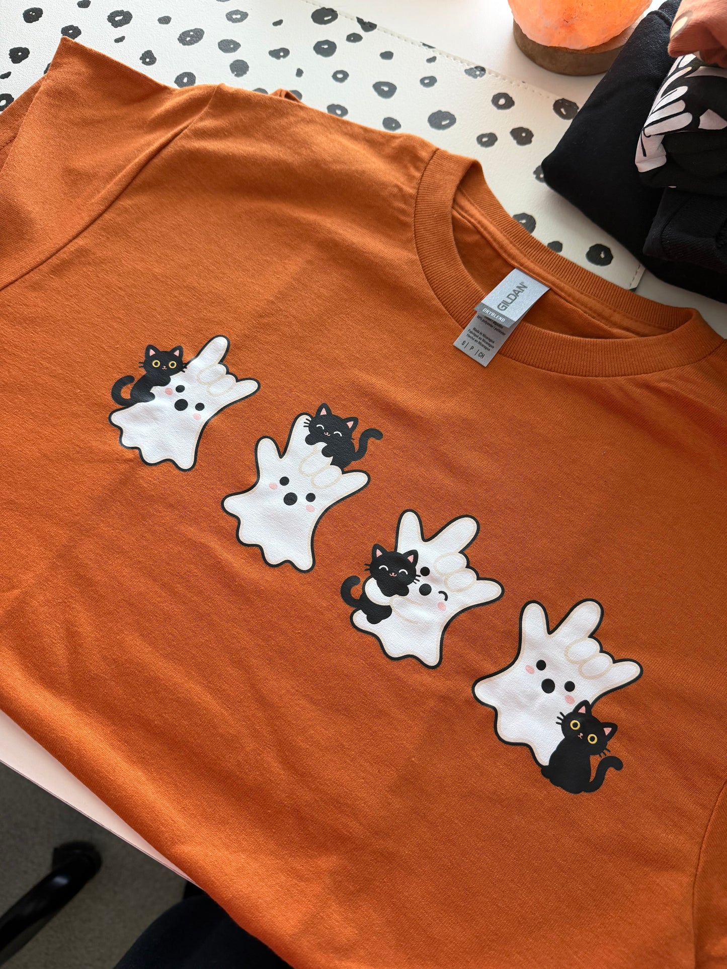 Spooky Cat ILY Ghost - S Texas Orange Tee