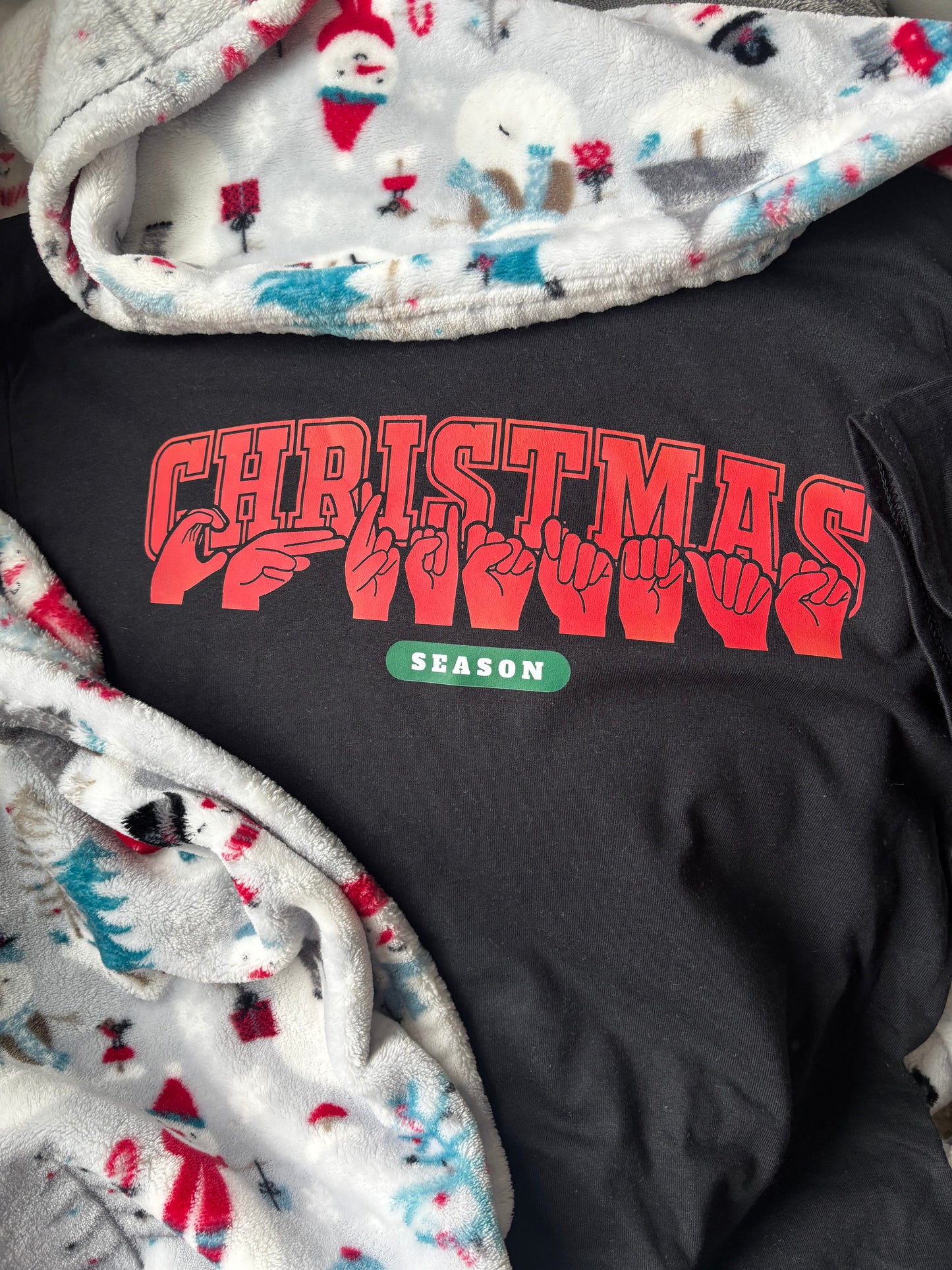 Christmas Season - M Black Tee
