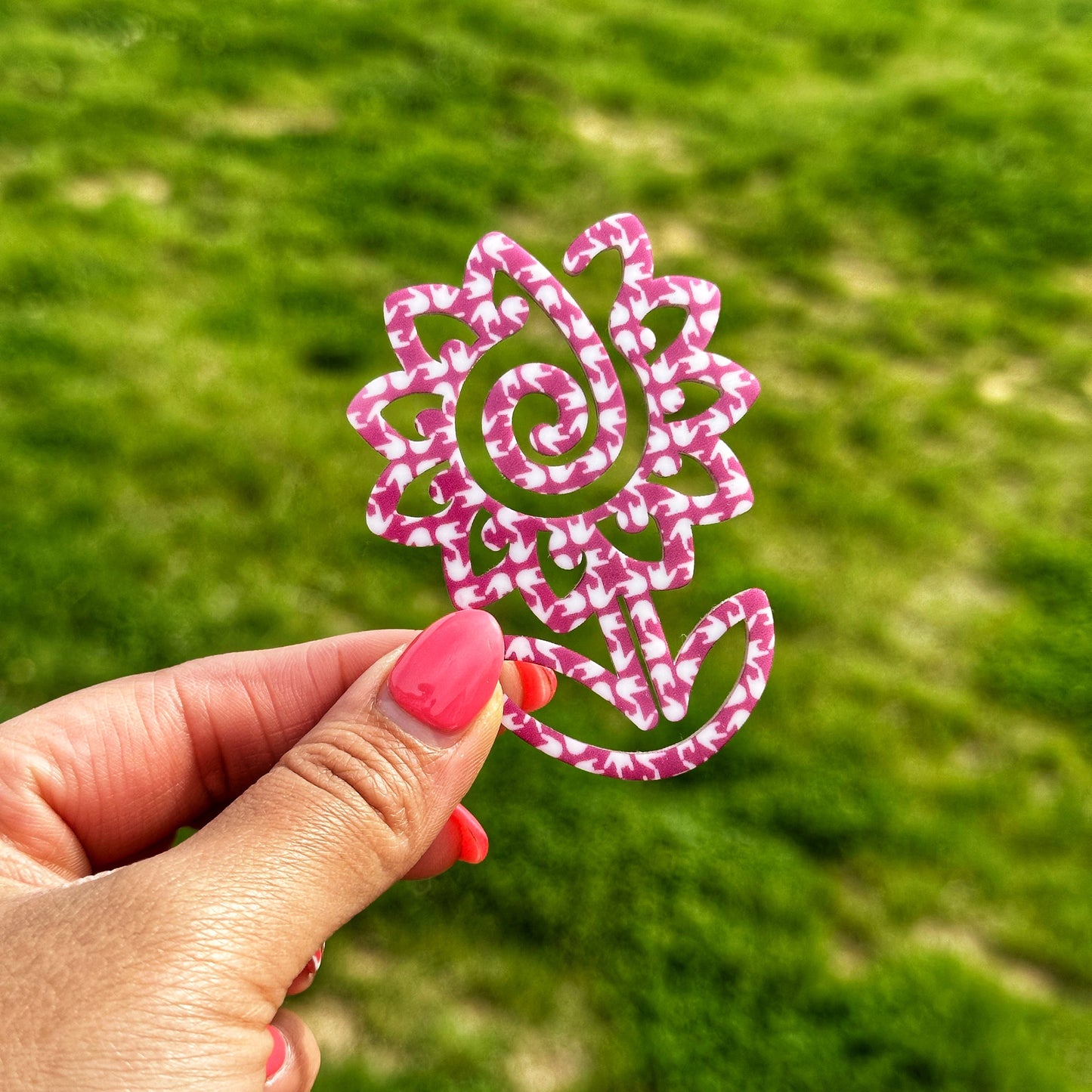 Flower ILY Paperclip