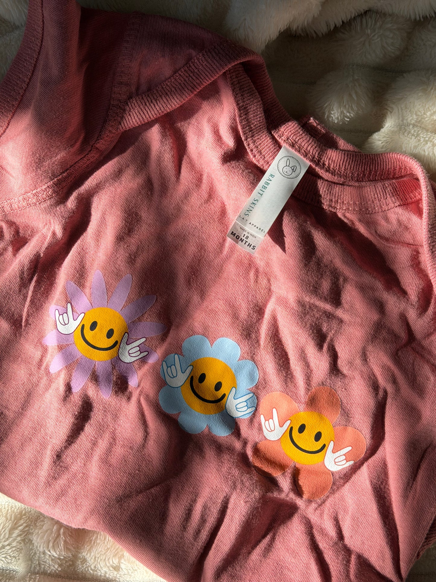 Flower ILY -18M Mauve Onesie Tee