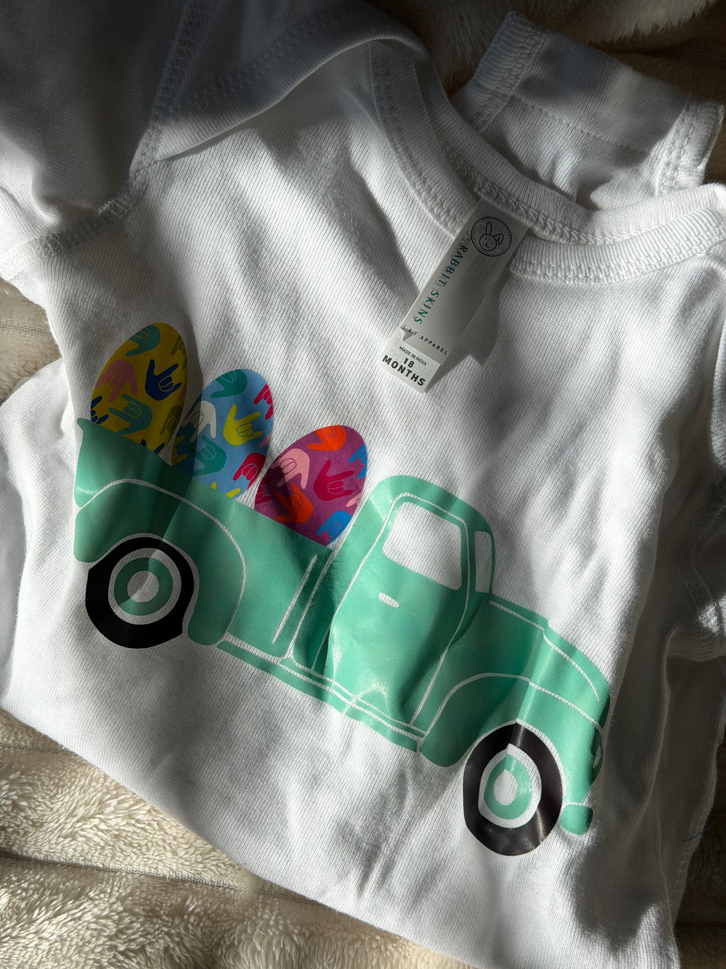 Bunny Truck -18M White Onesie Tee
