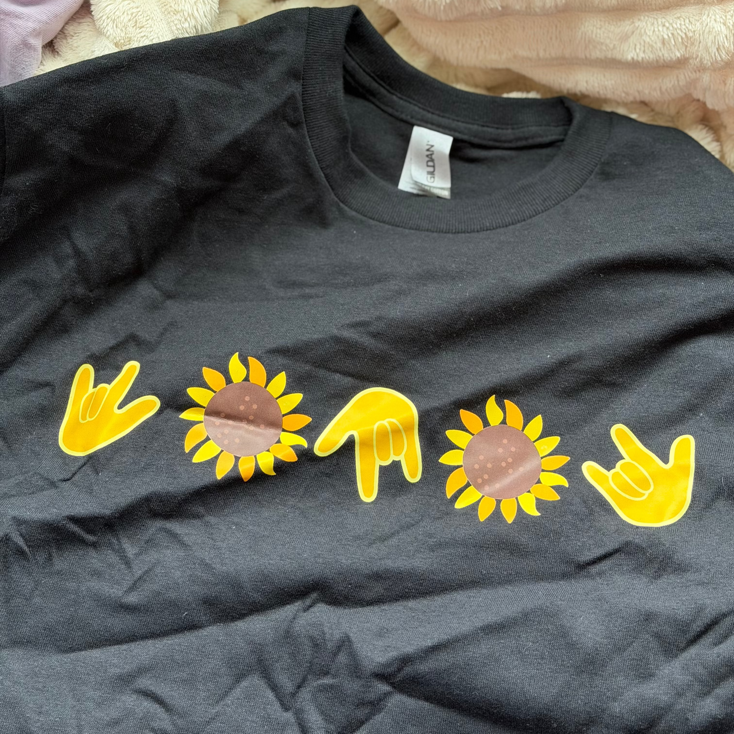 Sunflower ILY - M Black Tee