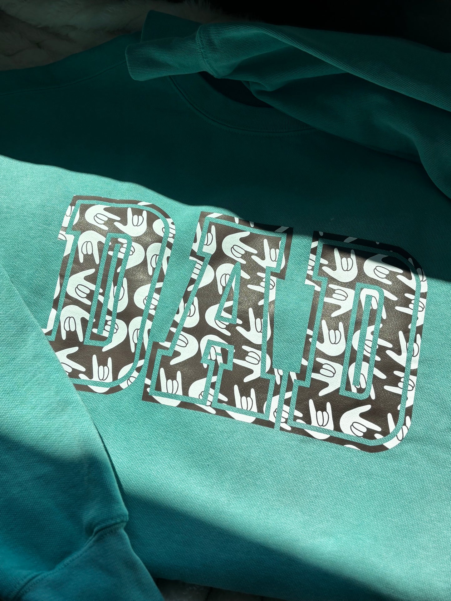 Dad ILY - L Seafoam Crewneck