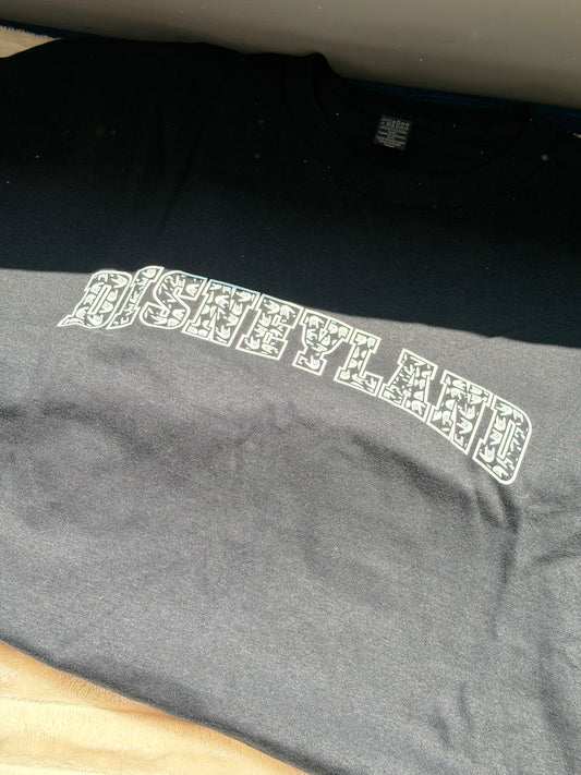 Disneyland - XL Black Tee